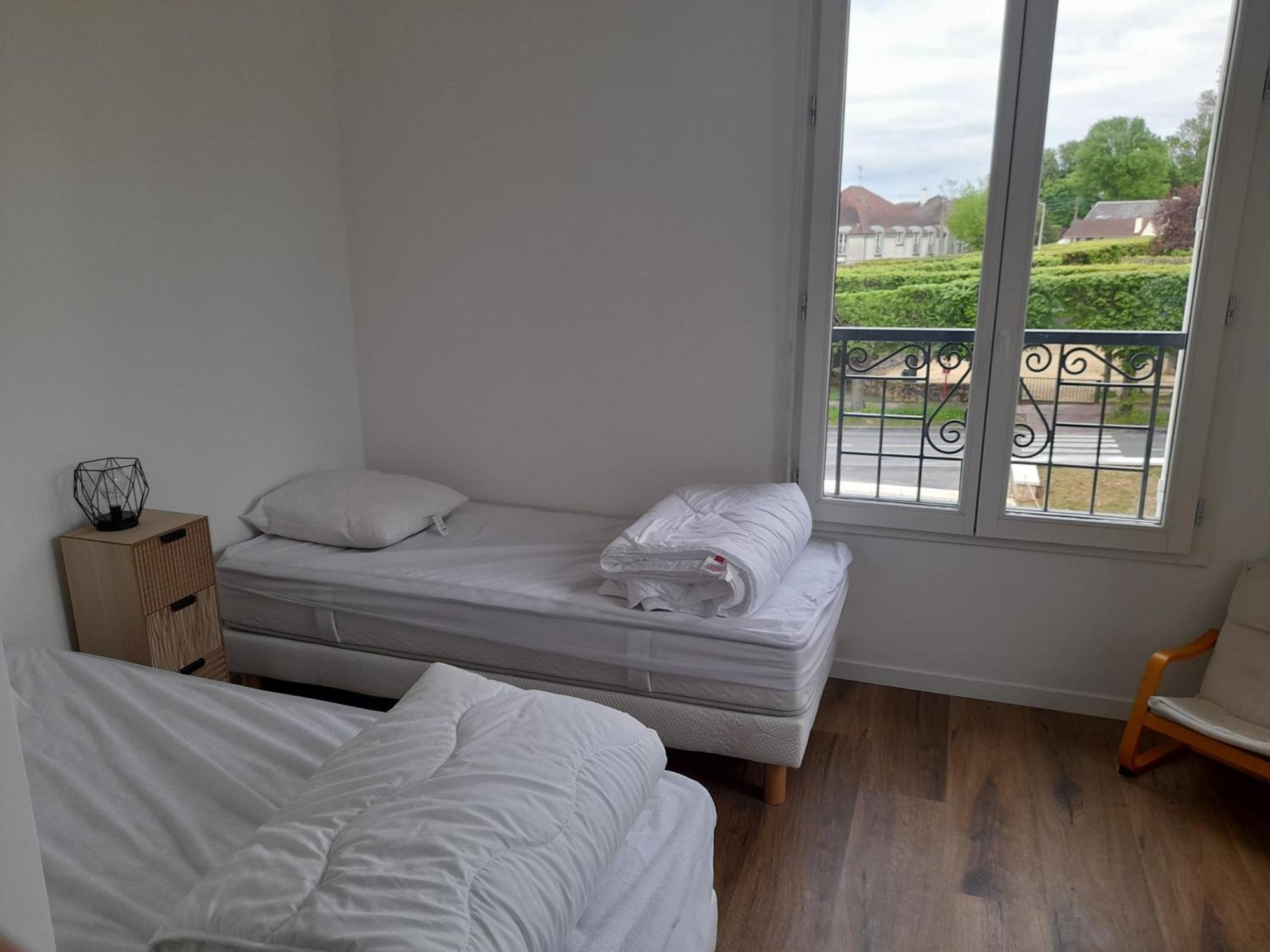 Appart Dans Petit Chateau En Centre Ville Lagny Eksteriør billede
