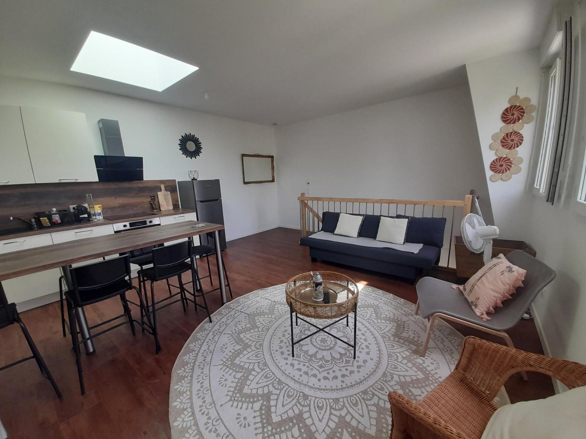 Appart Dans Petit Chateau En Centre Ville Lagny Eksteriør billede